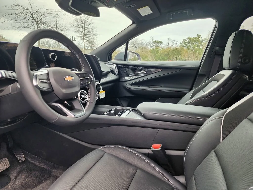 2025 Chevrolet Blazer EV LT - Photo 10