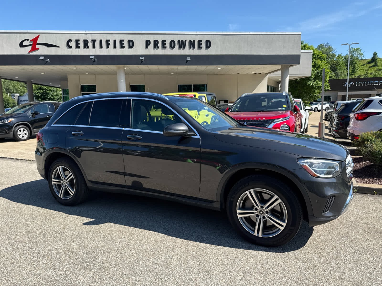 Used 2021 Gray Mercedes-Benz GLC 300 image 4