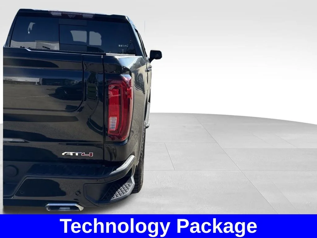 Used 2022 Black GMC AT4 image 5