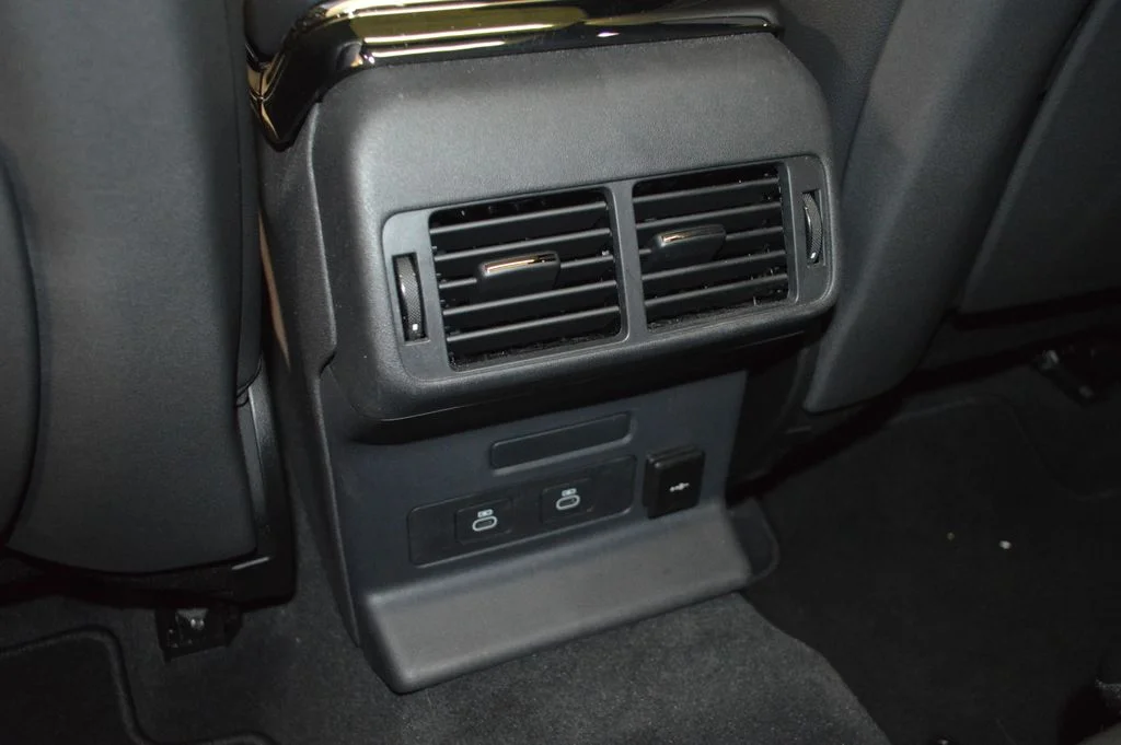 Used 2026 White Land Rover S image 35