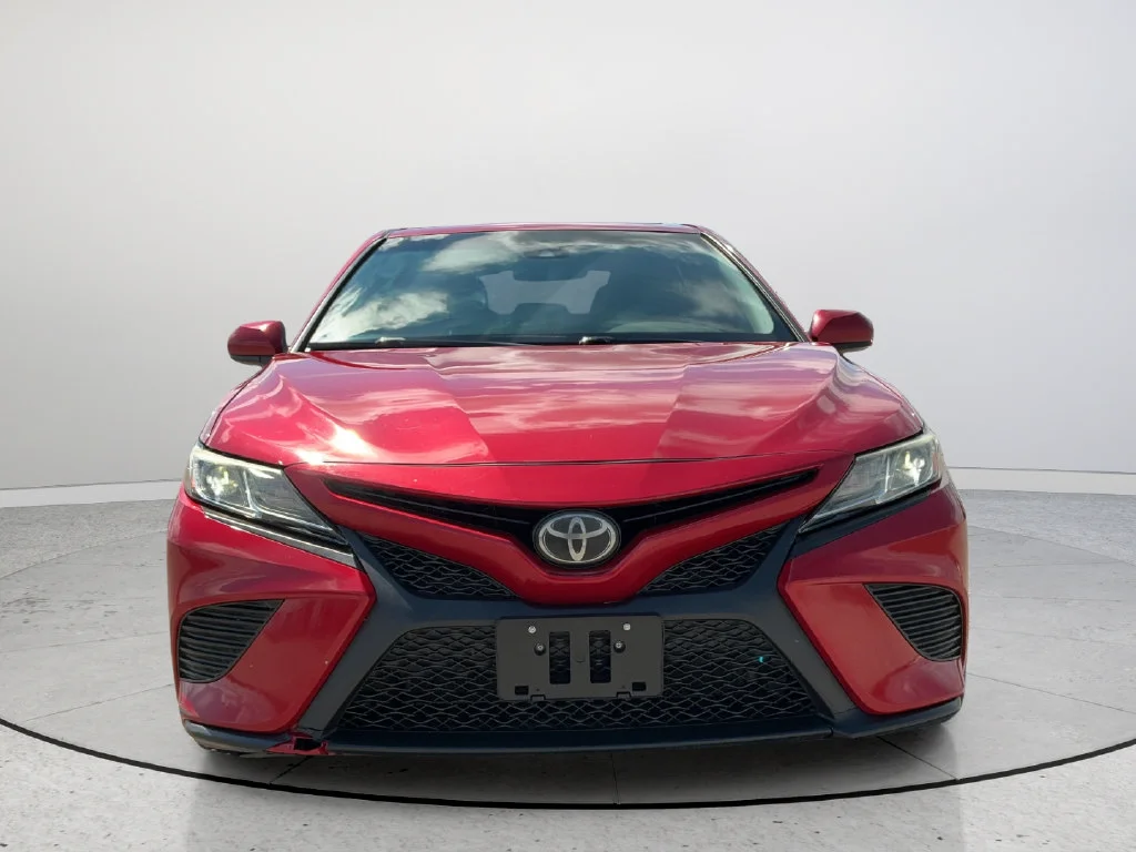 Used 2019 Toyota Camry SE with VIN 4T1B11HK8KU248537 for sale in Alvin, TX
