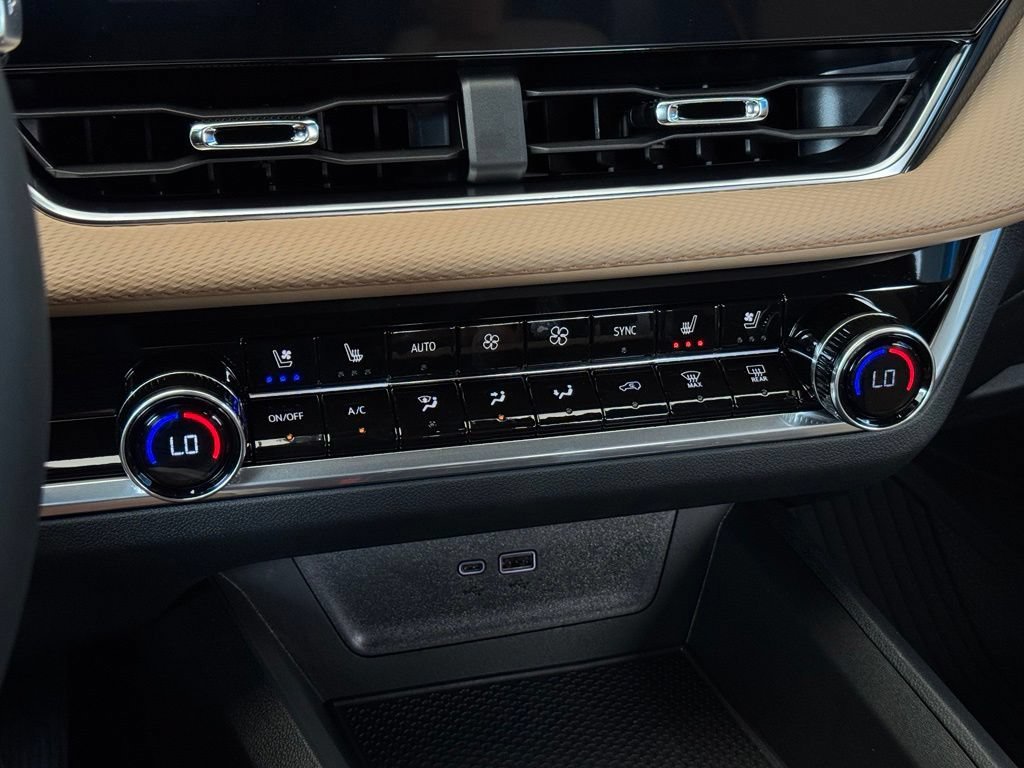 2027 Chevrolet Equinox ACTIV - Photo 35