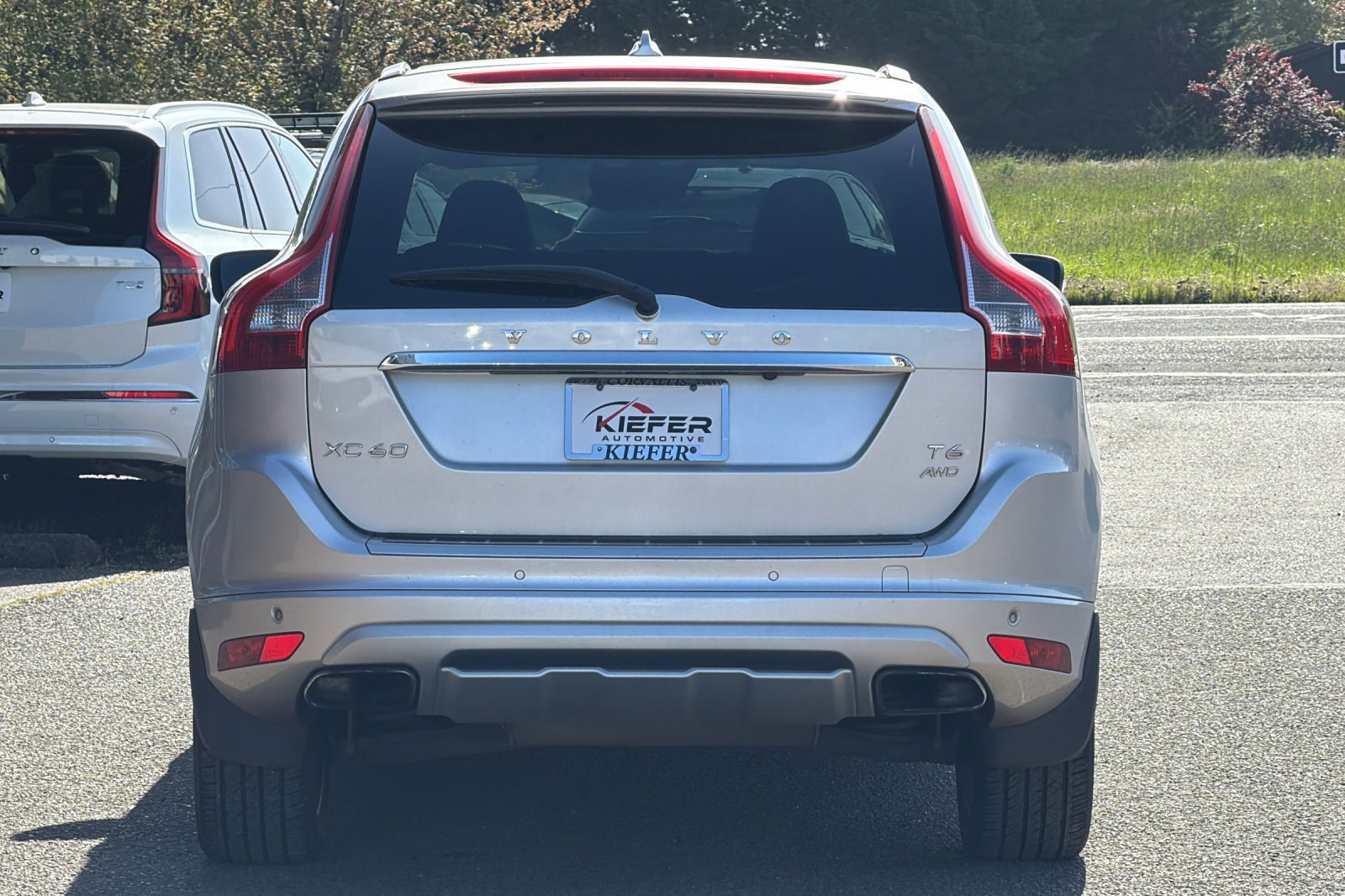 Used 2017 Silver Volvo Dynamic image 5