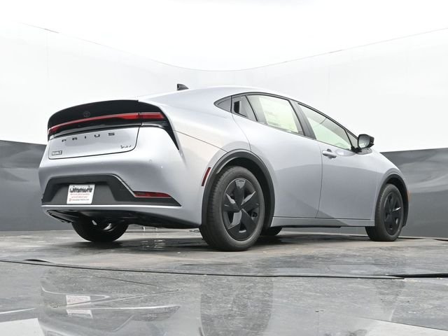 2026 Toyota Prius LE - Photo 24