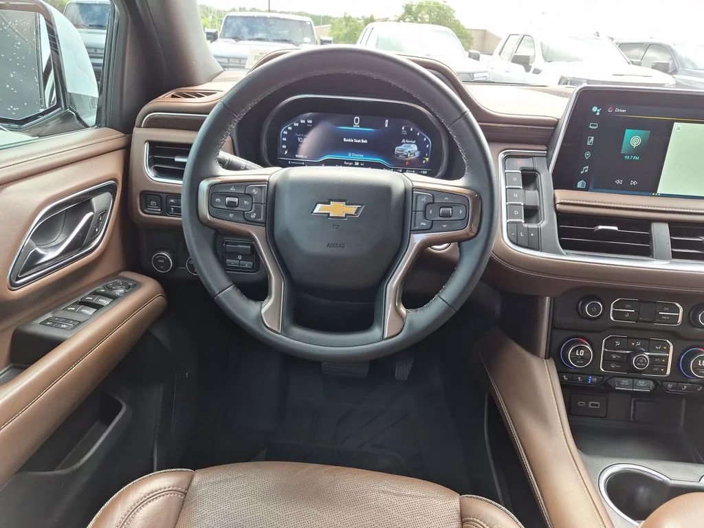 Used 2024 Beige Chevrolet High Country image 33