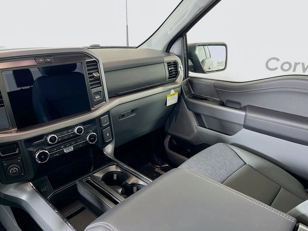 New 2026 Agate Black Metallic Ford XLT image 25