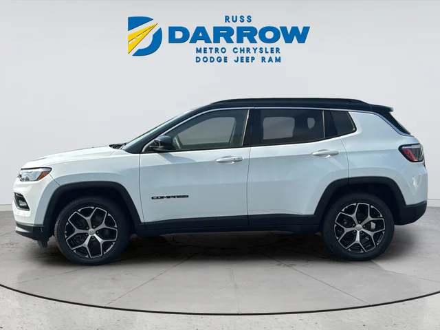 Used 2024 White Jeep Limited image 2