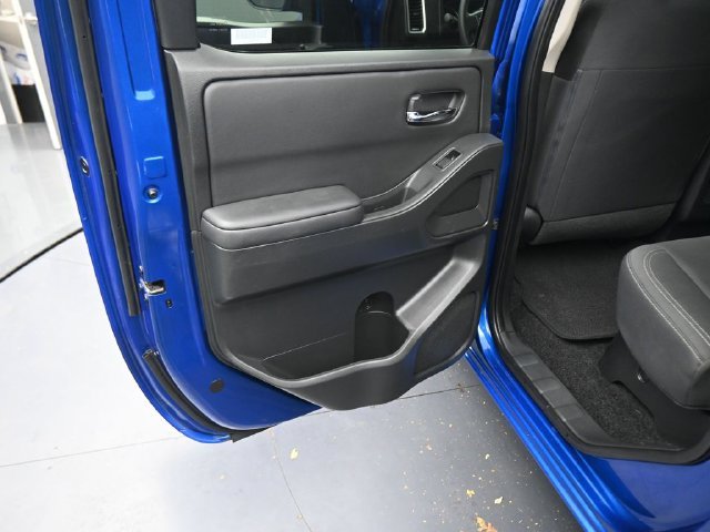 Used 2024 Blue Nissan SV image 18