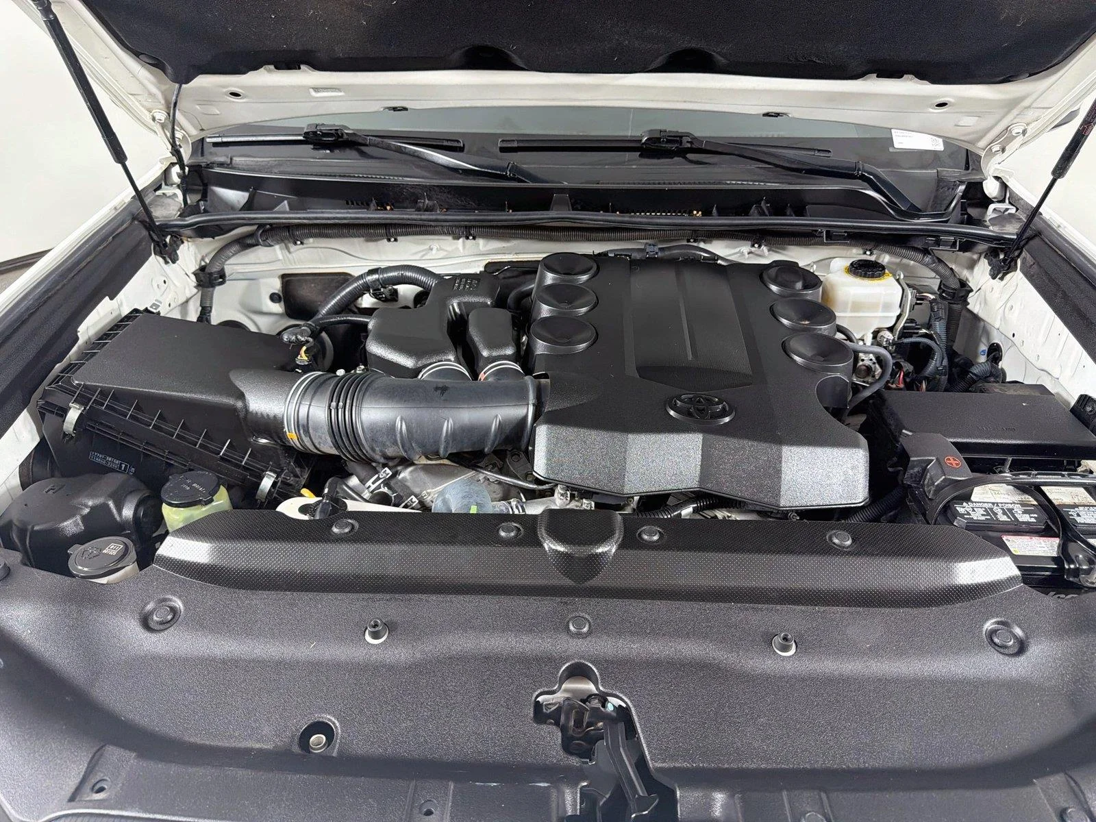 Used 2015 Blizzard Pearl White Toyota Limited image 30