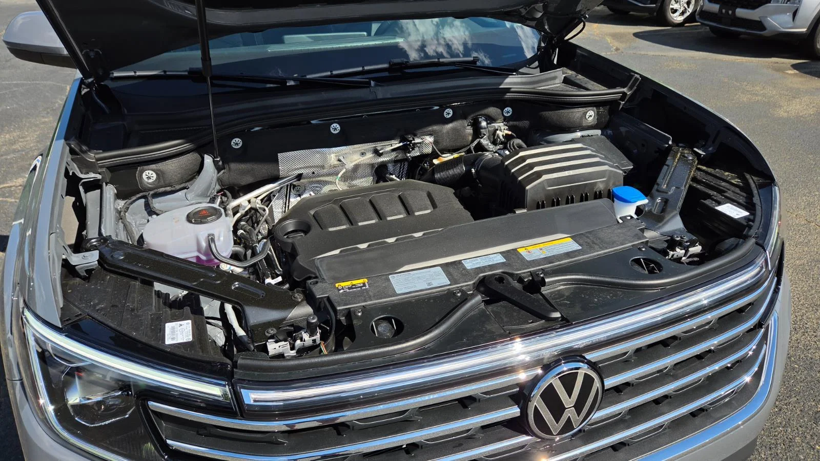 New 2026 Pure Gray Volkswagen 2.0T SE w/Technology image 64