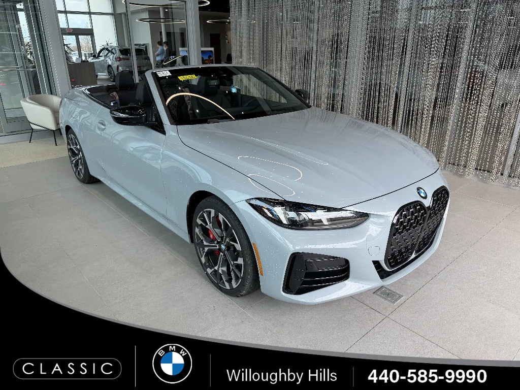 2026 BMW 4 Series 430i Convertible xDrive's photo