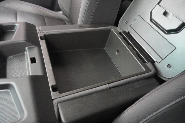 New 2026 Sterling Metallic GMC Elevation image 36