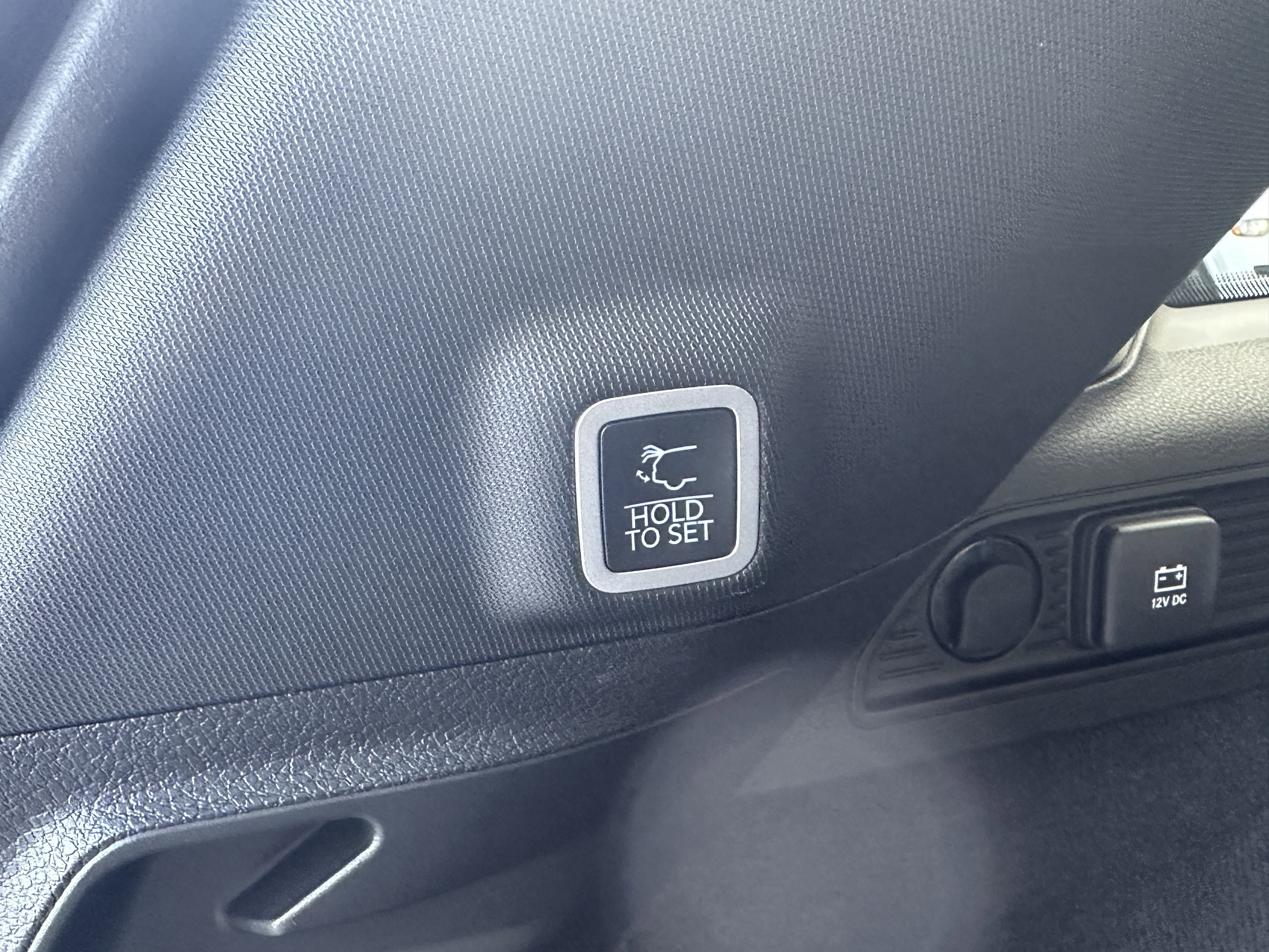 2025 Jeep Grand Cherokee Overland - Photo 20