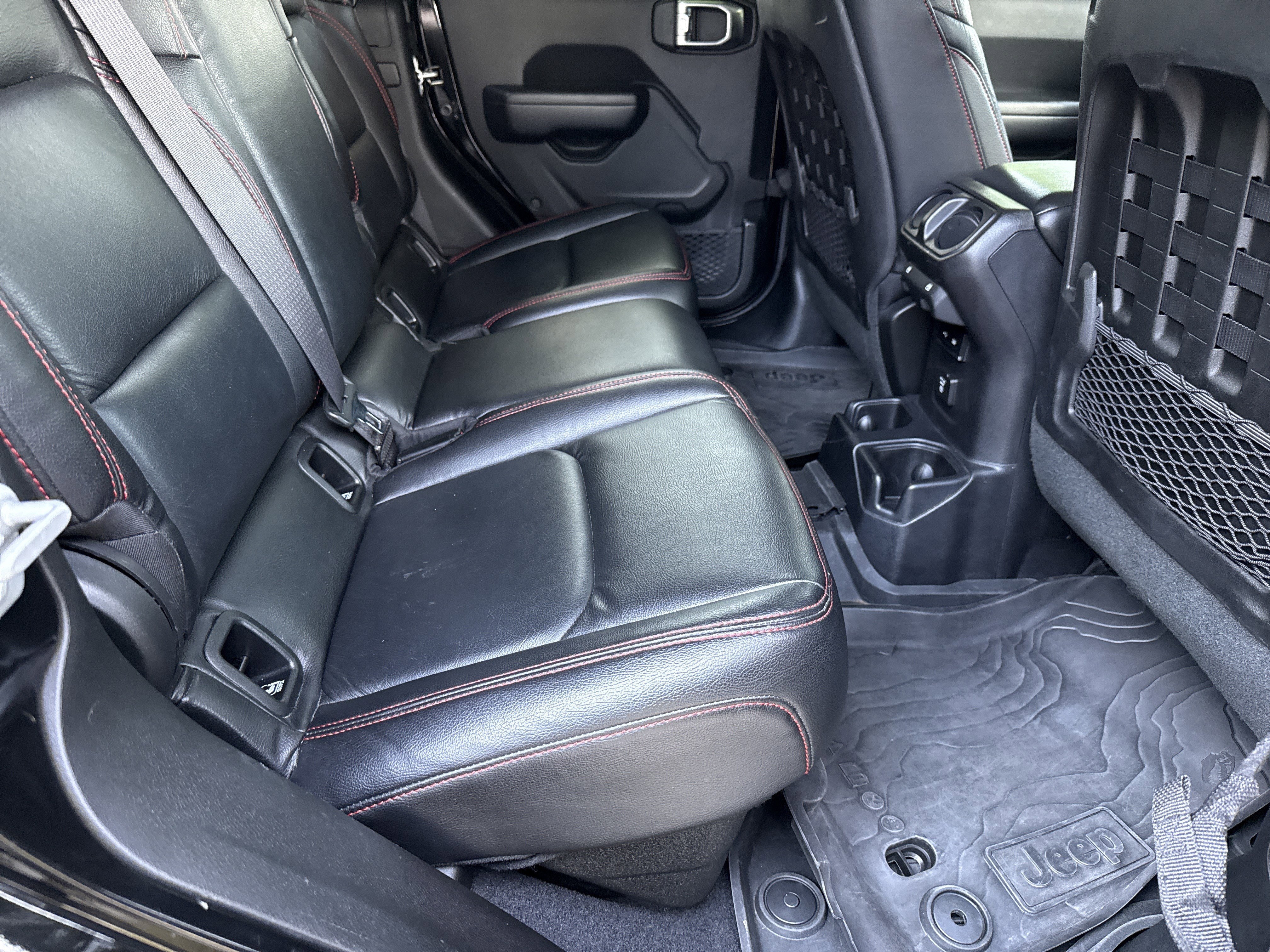 Used 2020 Black Clearcoat Jeep  image 17