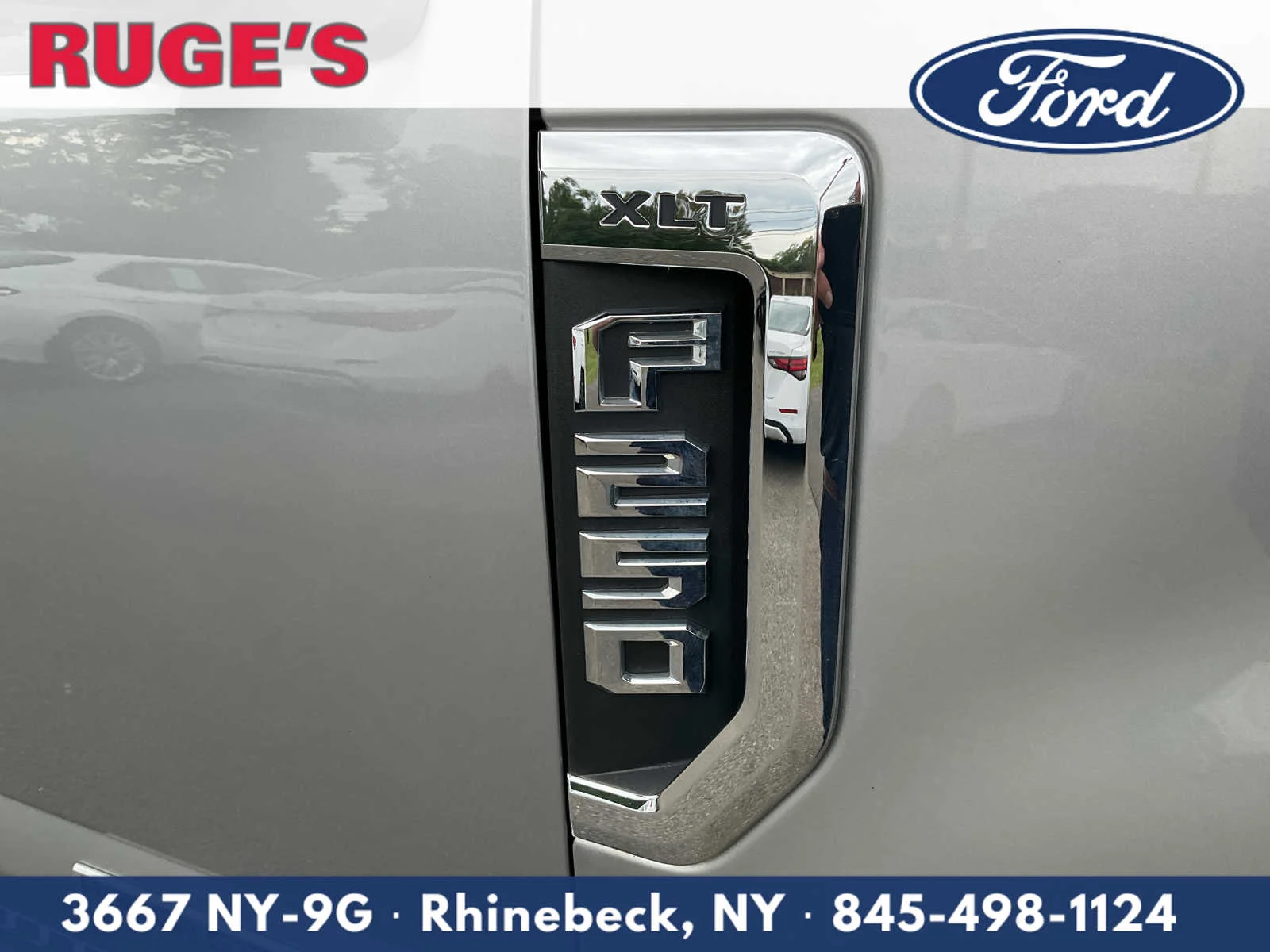 Used 2022 Iconic Silver Ford XLT image 11