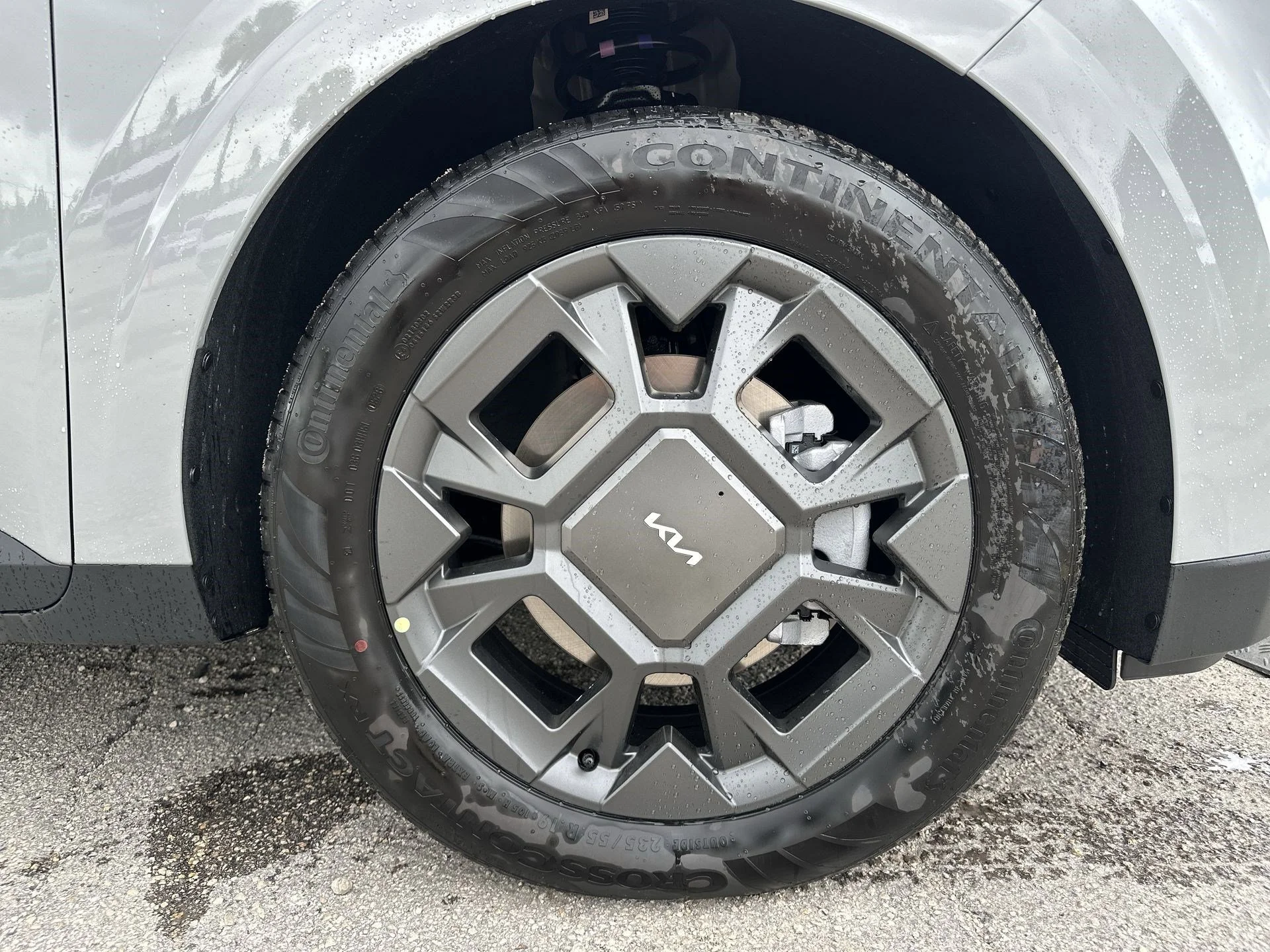 New 2026 Ceramic Silver Kia EX image 11
