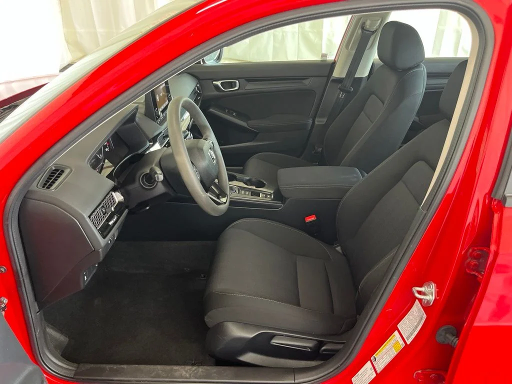 Used 2023 Red Honda LX image 3