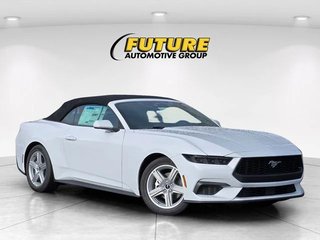 2026 Ford Mustang EcoBoost Convertible's photo