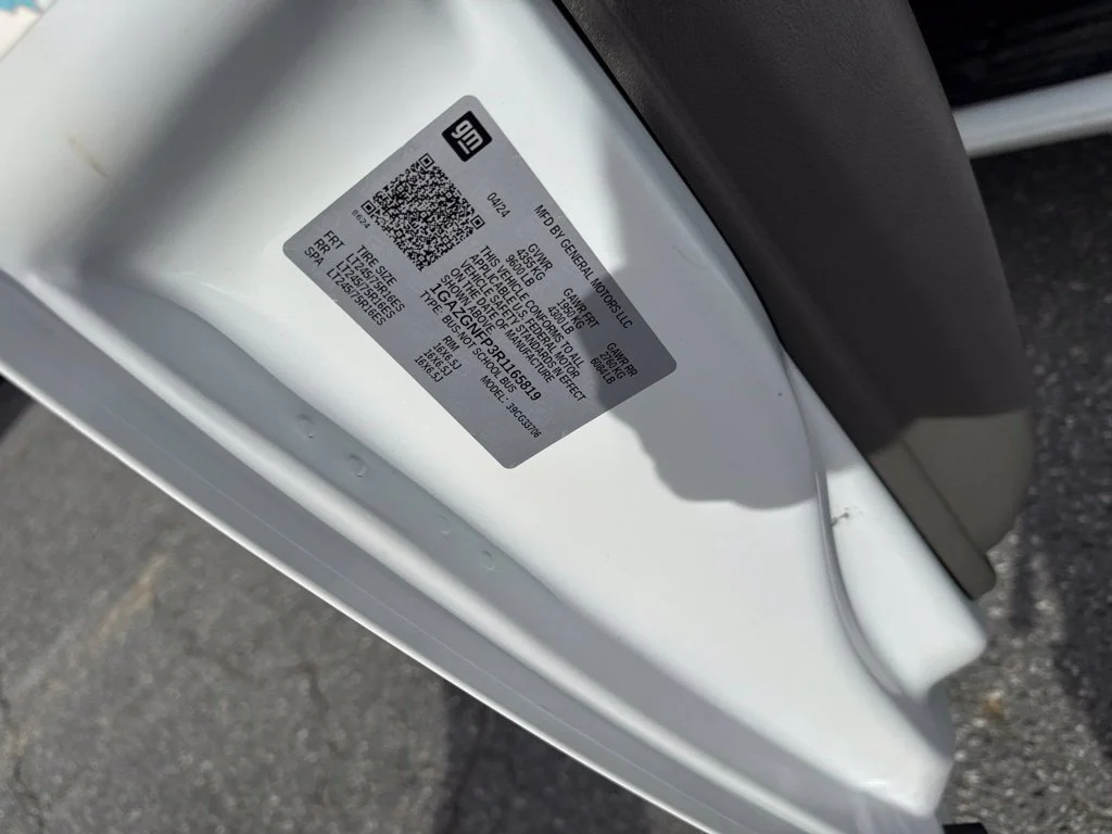 Used 2024 White Chevrolet LS image 29