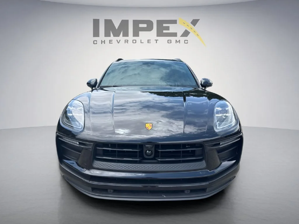 Used 2023  Porsche  image 19