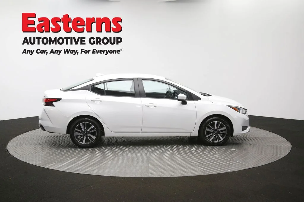 Used 2024 White Nissan 1.6 SV image 43