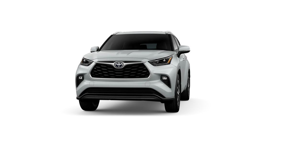New 2026 Wind Chill Pearl Toyota XLE image 18