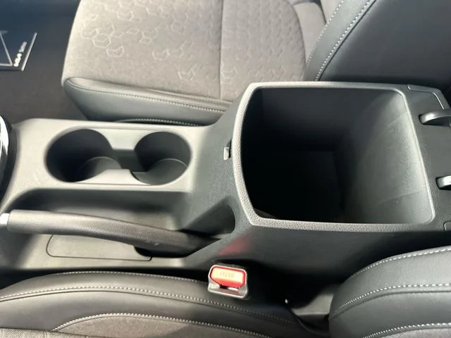 New 2026 Snow White Pearl Kia S image 24