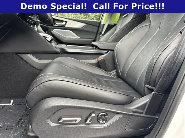 Used 2026 Platinum White Pearl Acura with Technology Package image 9