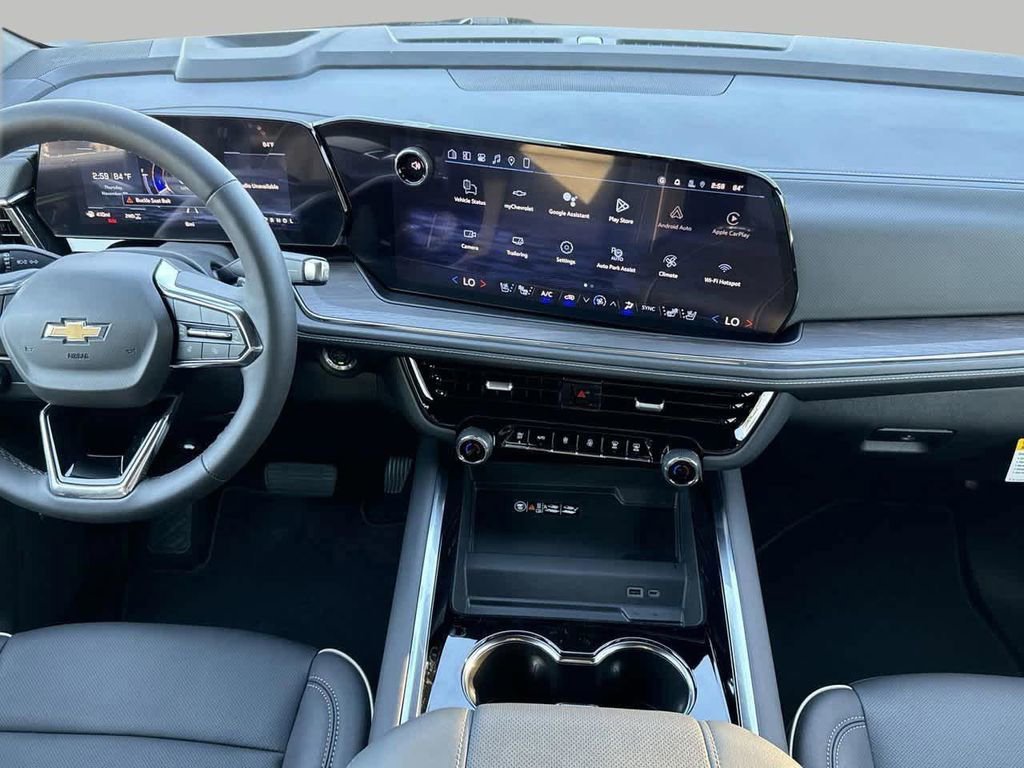 2026 Chevrolet Suburban Premier - Photo 10