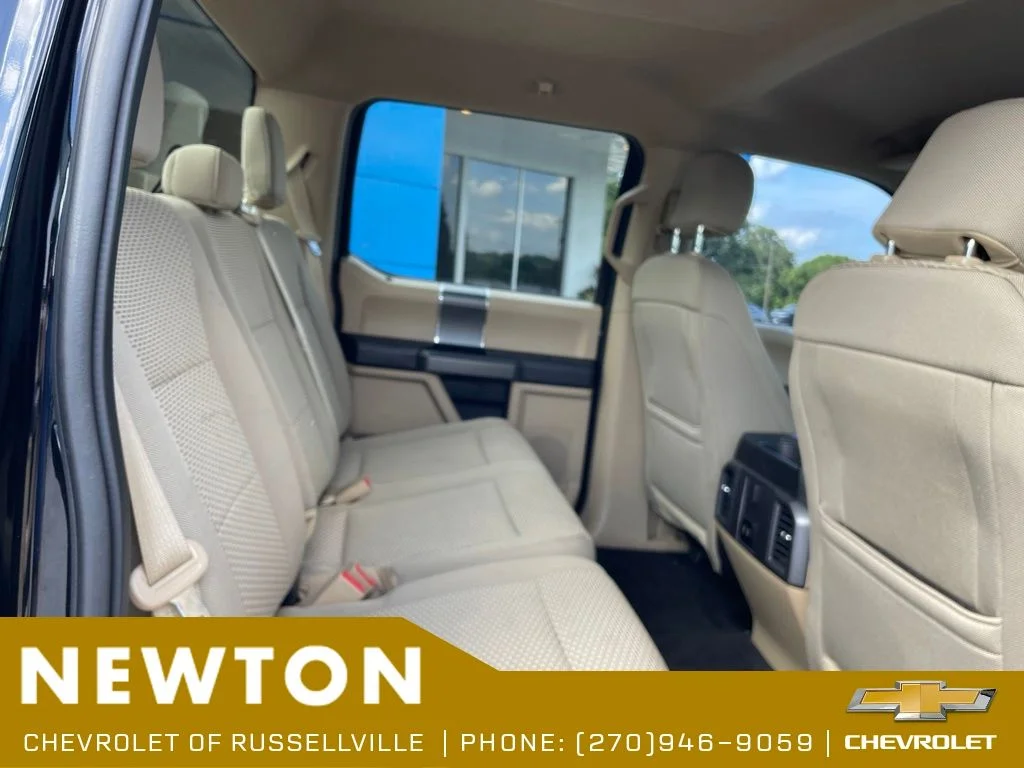 Used 2018 Shadow Black Ford XLT image 23