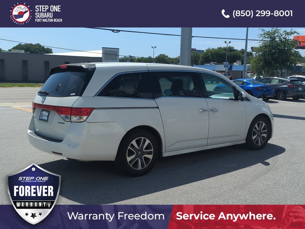 Used 2016 White Honda Touring image 7