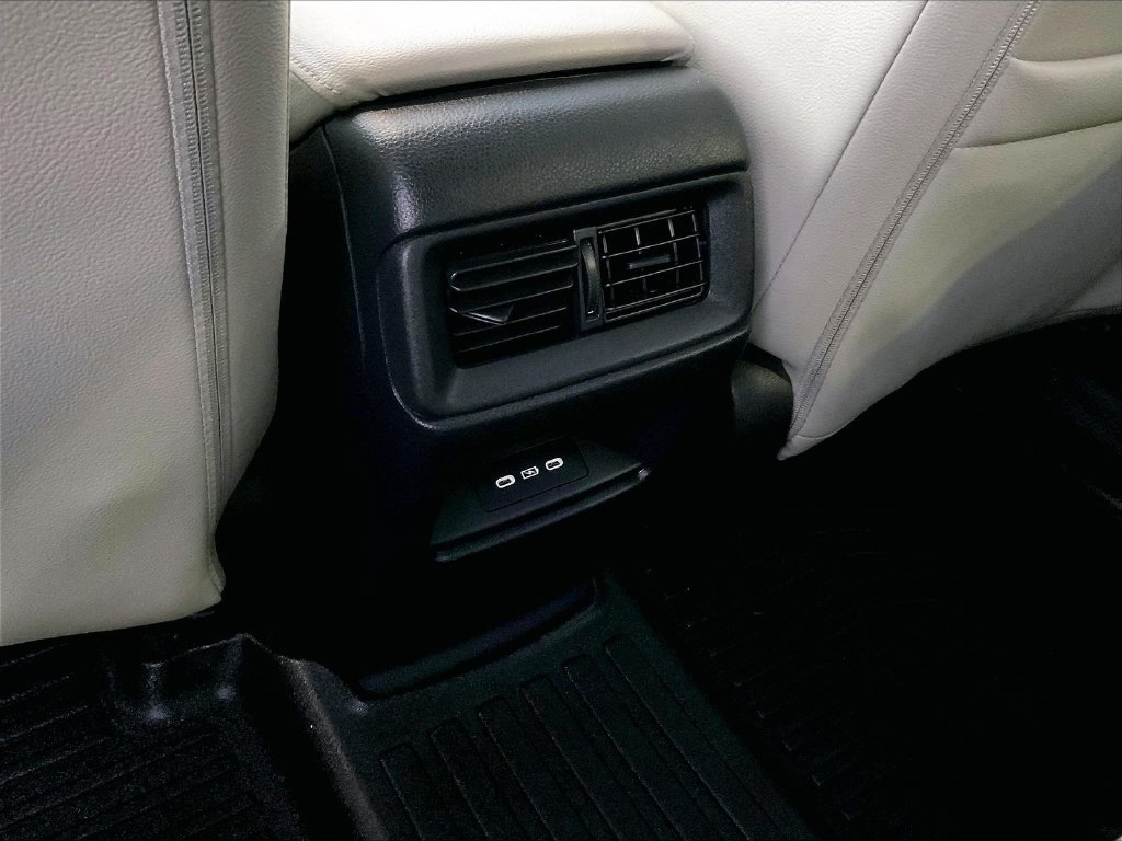 Used 2026 White Honda EX-L image 28
