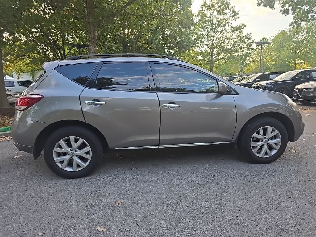 Used 2012 Gray Nissan SV image 9