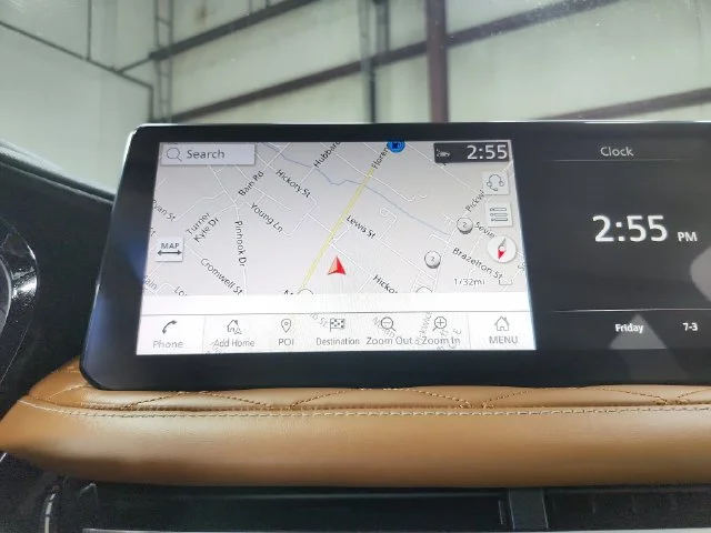 Used 2023 Black INFINITI Autograph image 32