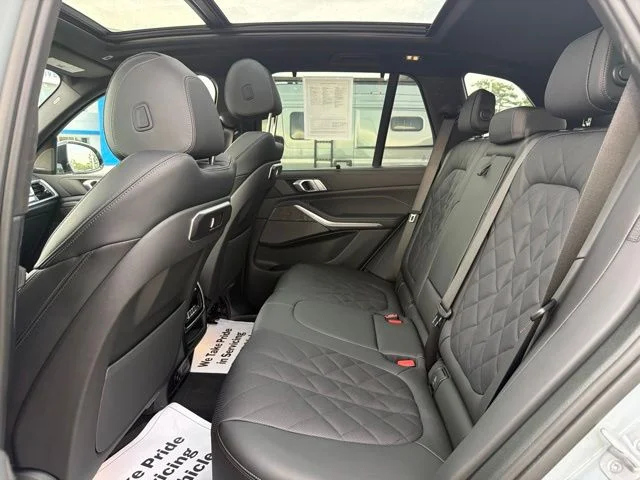 Used 2026 Gray BMW sDrive40i image 17