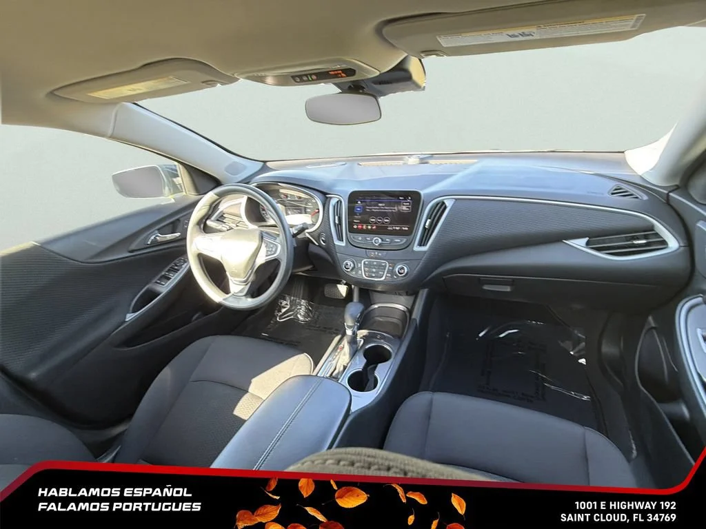Used 2025 Mosaic Black Metallic Chevrolet 1LT image 26