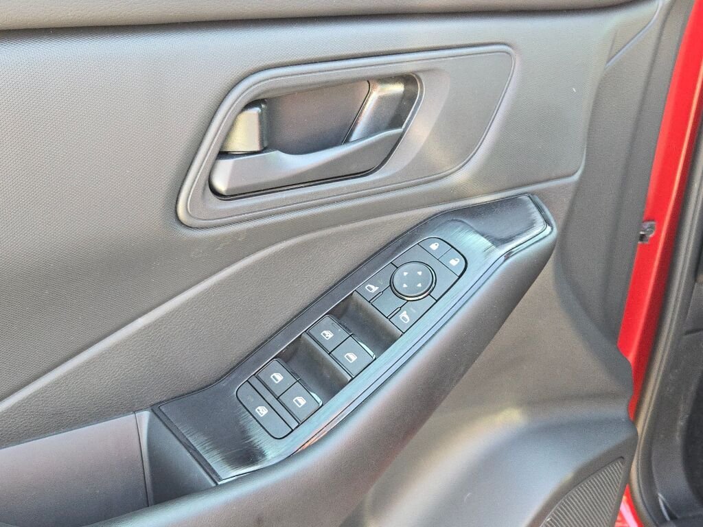 2025 Nissan Rogue S - Photo 20