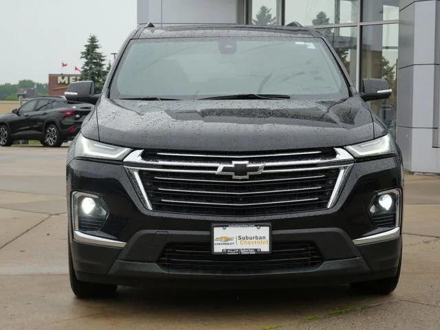 Used 2023 Chevrolet Traverse 3LT with VIN 1GNEVHKW7PJ239144 for sale in Eden Prairie, Minnesota