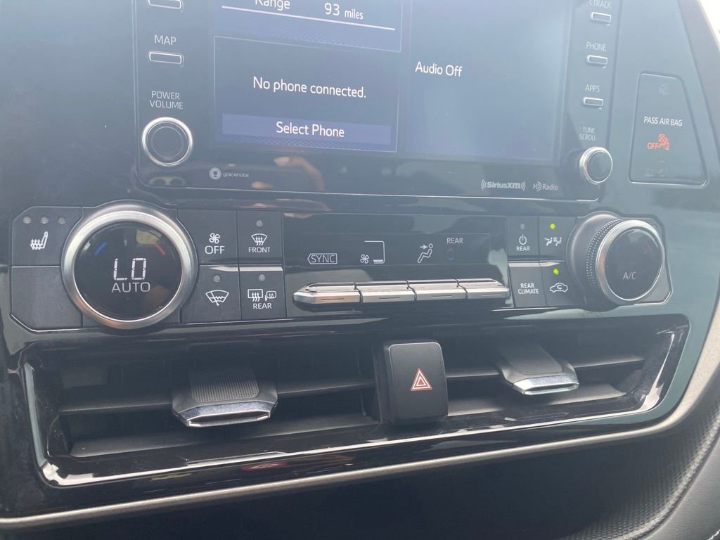 Used 2022 Black Toyota XLE image 23