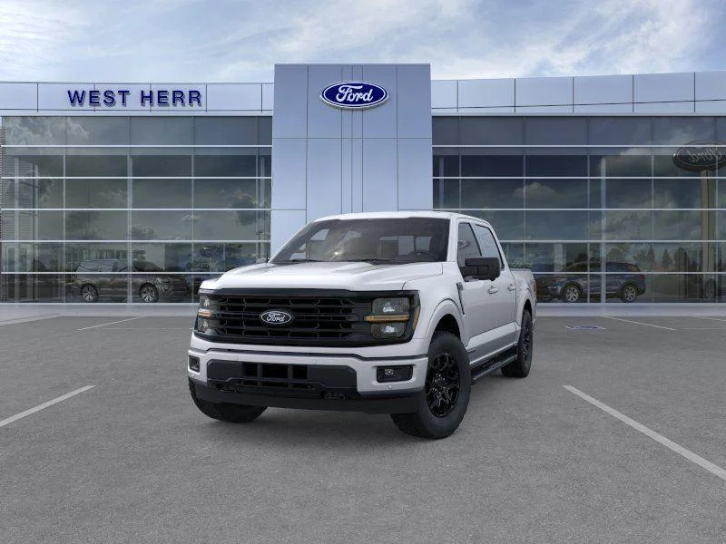 New 2026 Iconic Silver Ford XLT image 3