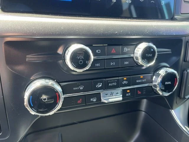 New 2026 Carbonized Gray Metallic Ford XLT image 17