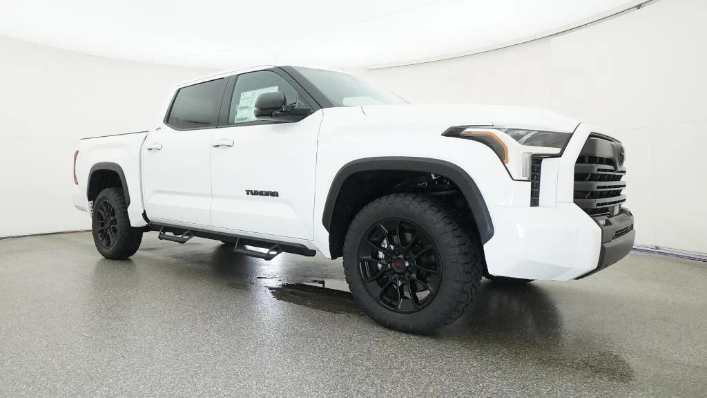 New 2025 Ice Cap Toyota SR5 image 15
