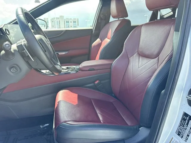 Used 2024 White Lexus 350h Luxury image 11