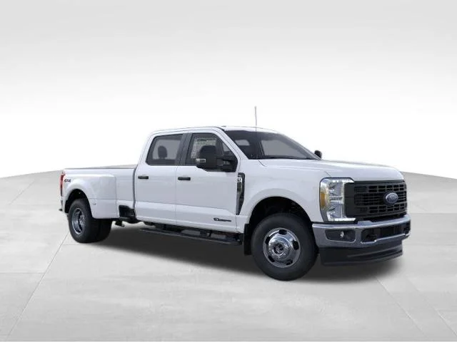 New 2026 Oxford White Ford F-350® XL image 29