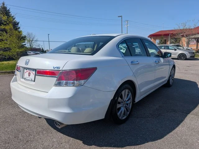 Used 2011 White Honda EX-L image 6