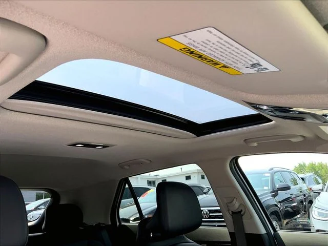 Used 2023 White Kia SX image 26
