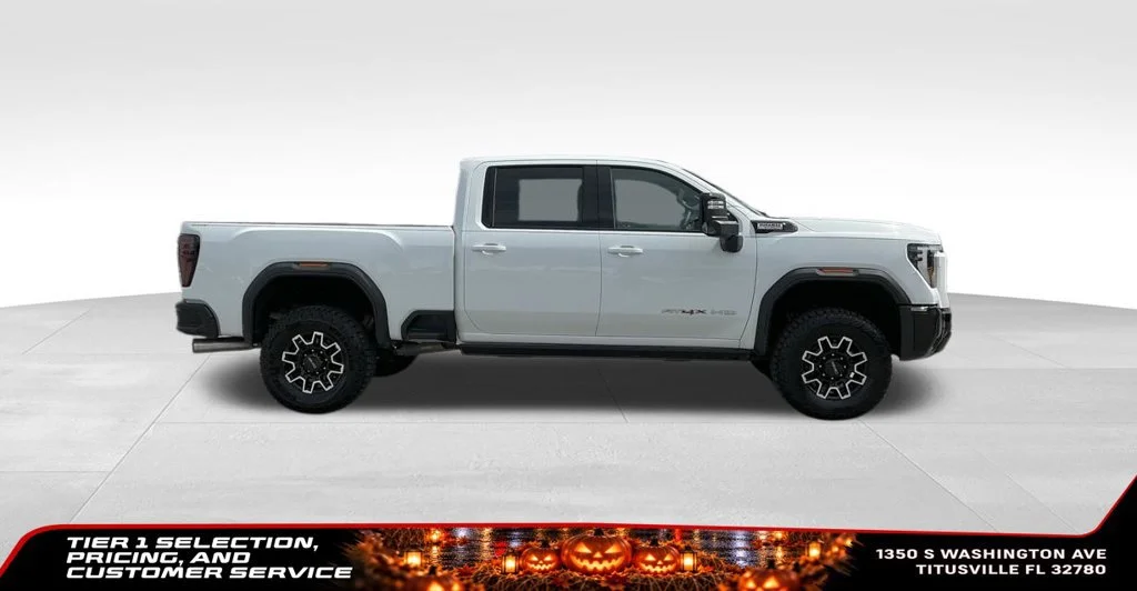 Used 2024 Summit White GMC AT4X image 8