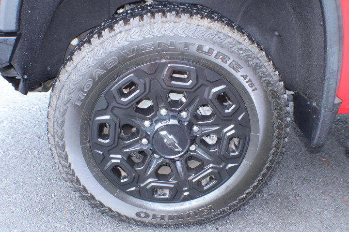 Used 2022 RED HOT Chevrolet LTZ image 5