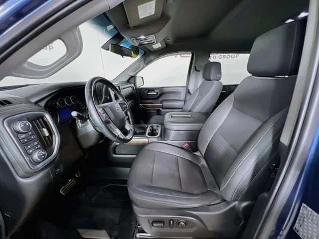 Used 2019 Blue Chevrolet RST image 10