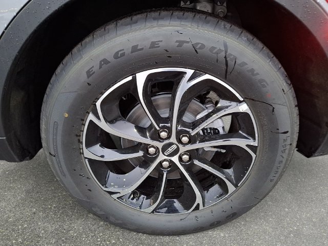 Used 2026 Gray Lincoln Premiere image 8